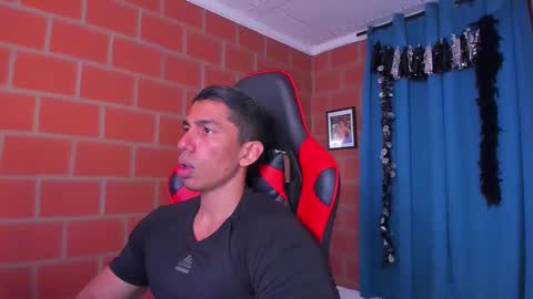 Adan Sin online show from March 2025 06:43:02 PM