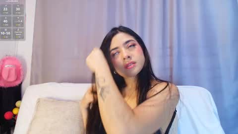  Adara Johnson  online show from December 2025 11:52:01 AM