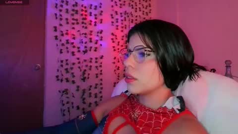 Adara online show from November 2025 04:29:02 PM