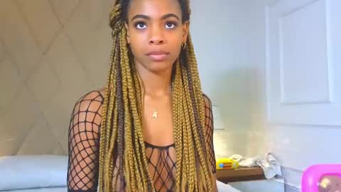 adarasmiith online show from January 2025 12:26:01 PM