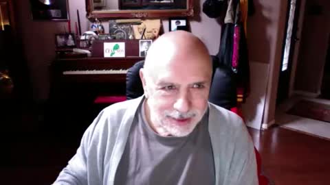 Snapshot of add_me_2 chatting on December 2025 06:17:01 PM add_me_2 online show from December 2025 06:17:01 PM