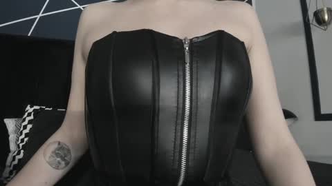 Ade  online show from March 2025 08:01:02 PM