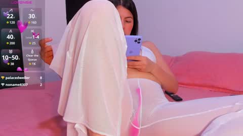 Snapshot of adela_parker chatting on January 2025 07:50:01 PM Adela Parker online show from January 2025 07:50:01 PM