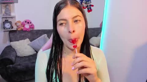 Snapshot of adela_parker chatting on October 2025 08:14:02 PM Adela Parker online show from October 2025 08:14:02 PM