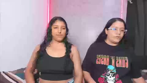 adelaandsharick online show from September 2025 05:05:02 PM