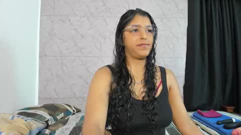 adelaandsharick online show from October 2025 02:28:01 PM