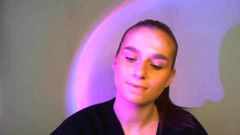 Adele Amore online show from February 2025 08:11:02 AM