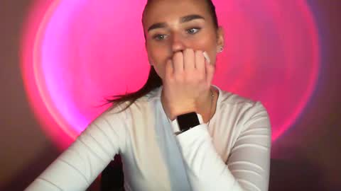 Adele Amore online show from February 2025 05:42:01 PM