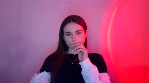 Adele Amore online show from March 2025 10:24:01 AM