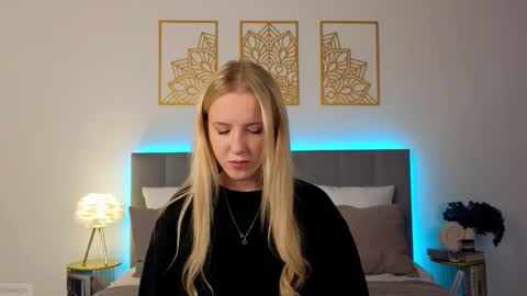 Snapshot of adele_armas chatting on November 2025 10:45:02 PM Adele online show from November 2025 10:45:02 PM