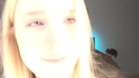 Snapshot of adele_armas chatting on December 2025 08:58:01 PM Adele online show from December 2025 08:58:01 PM