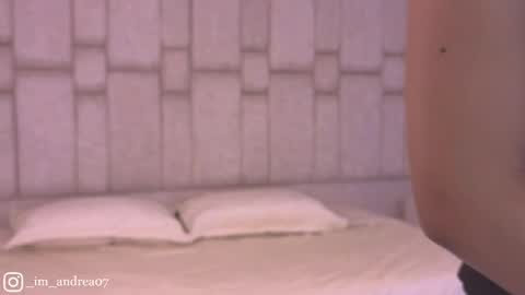 Andrea online show from April 2026 11:58:01 AM