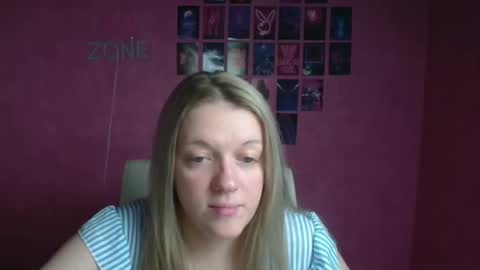 Snapshot of adele_missu chatting on December 2025 07:12:02 PM Adele online show from December 2025 07:12:02 PM