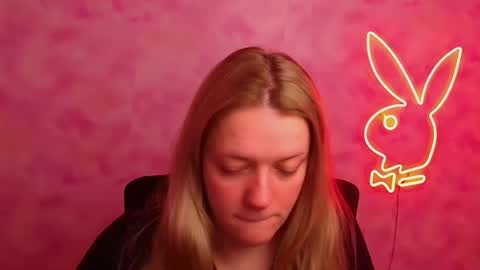 Snapshot of adele_missu chatting on December 2025 07:12:01 AM Adele online show from December 2025 07:12:01 AM