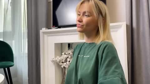 Snapshot of adele_nick2202 chatting on September 2025 08:36:02 AM Adele Nick online show from September 2025 08:36:02 AM