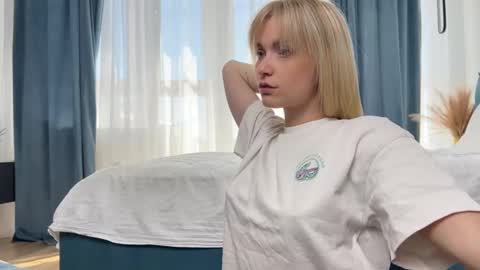 Snapshot of adele_nick2202 chatting on September 2025 08:25:01 AM Adele Nick online show from September 2025 08:25:01 AM