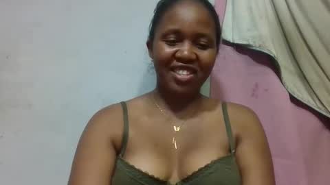 Snapshot of adelealy chatting on May 2026 03:30:01 PM adelealy online show from May 2026 03:30:01 PM