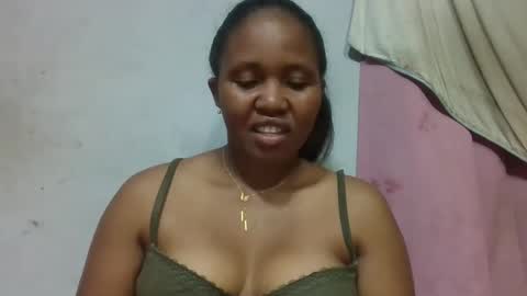 Snapshot of adelealy chatting on May 2026 06:35:01 PM adelealy online show from May 2026 06:35:01 PM