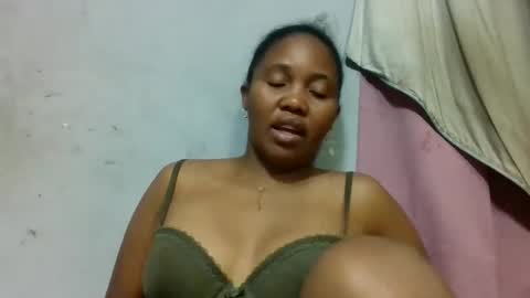 Snapshot of adelealy chatting on June 2026 02:47:02 AM adelealy online show from June 2026 02:47:02 AM