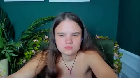 adelecruzz online show from March 2026 01:11:02 PM