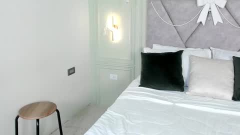 Adeele Brooke online show from January 2026 07:50:02 PM