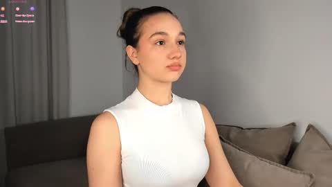 Snapshot of adelexx_zll chatting on February 2026 04:38:01 PM adelexx_zll online show from February 2026 04:38:01 PM