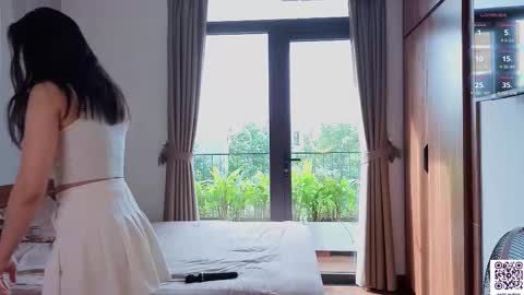 Snapshot of adelia_ntmu chatting on November 2025 01:05:02 AM Adelia online show from November 2025 01:05:02 AM