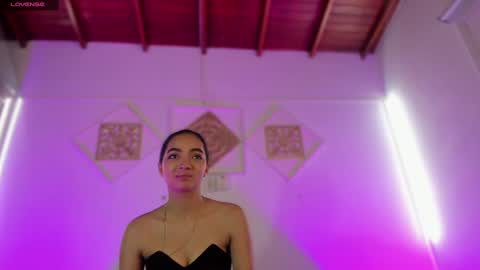 adeline online show from December 2024 04:20:01 AM