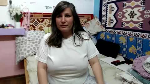 adelinemilf online show from May 2026 10:22:02 AM