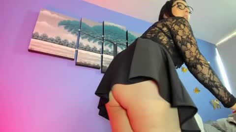 Adelle online show from January 2025 05:15:01 PM