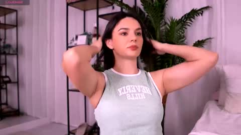 Adelle online show from January 2026 05:32:01 AM