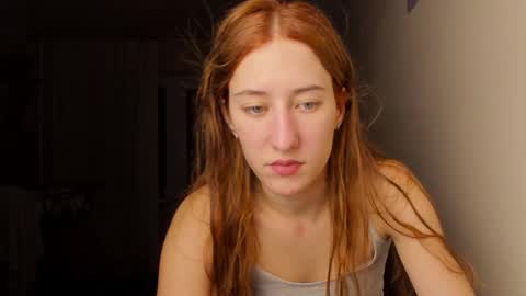 Snapshot of adellqueen chatting on November 2025 10:34:02 PM Adell online show from November 2025 10:34:02 PM