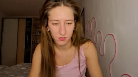 Adell online show from April 2026 09:34:01 PM