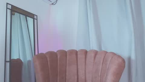 Snapshot of adelyn_x chatting on March 2025 04:52:02 AM instragram adelyn 111 online show from March 2025 04:52:02 AM