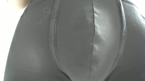 Snapshot of adi2019 chatting on December 2024 12:40:02 PM adi2019 online show from December 2024 12:40:02 PM