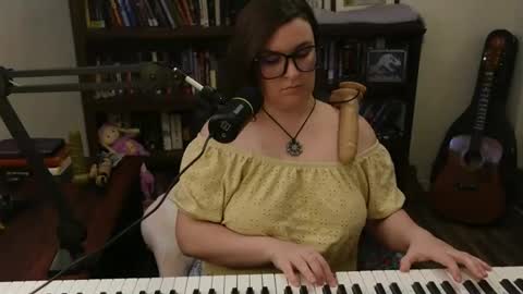 adobe_angel304 online show from December 2024 10:34:02 PM