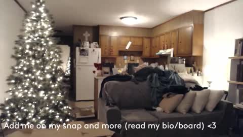 Snapshot of adorable22 chatting on December 2024 05:18:02 AM adorable22 online show from December 2024 05:18:02 AM