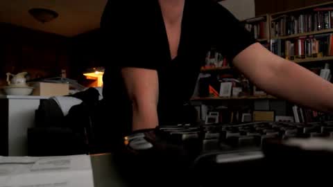 Snapshot of adorable22 chatting on January 2025 10:19:01 PM adorable22 online show from January 2025 10:19:01 PM