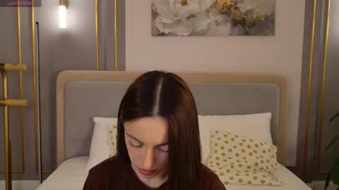 adoracortes online show from May 2026 05:04:01 AM