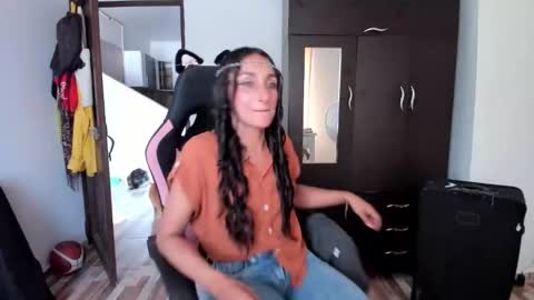 Adrena10 online show from September 2025 07:41:01 PM