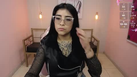 Adri  online show from May 2026 11:40:01 AM