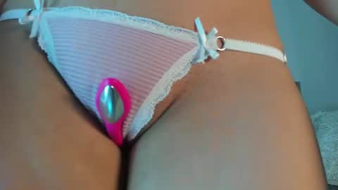 adri online show from July 2026 11:25:01 PM