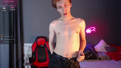 Adrian online show from December 2024 09:20:02 AM