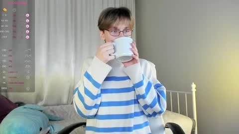 Adrian online show from February 2025 04:14:02 PM