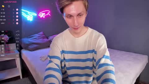 Adrian online show from February 2025 07:52:01 PM