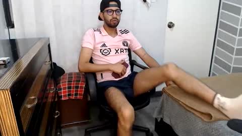 Adrian Falcon online show from May 2026 05:20:01 PM