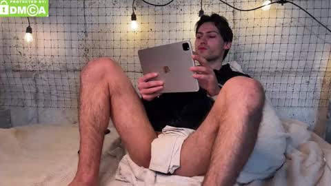 Adrian online show from March 2026 05:13:01 AM