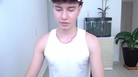 Snapshot of adrian_morelli chatting on December 2024 07:15:02 PM adrian morelli online show from December 2024 07:15:02 PM