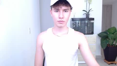 Snapshot of adrian_morelli chatting on December 2024 07:26:02 PM adrian morelli online show from December 2024 07:26:02 PM