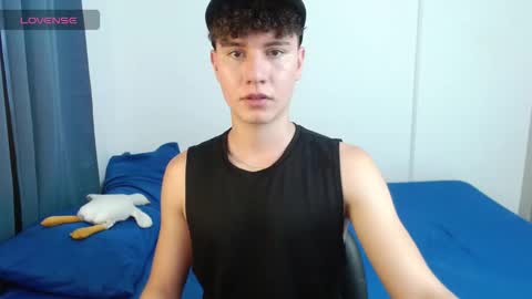 Snapshot of adrian_morelli chatting on September 2025 06:51:01 PM adrian morelli online show from September 2025 06:51:01 PM